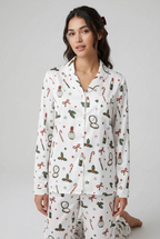 Kiss Me, Mistletoe | Women's Holiday Pajama Top - Long Sleeve